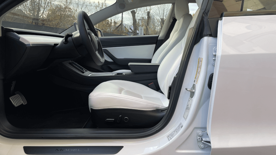 Аренда, прокат, каршеринг Tesla Model 3  Performance посуточно без водителя в Уфе