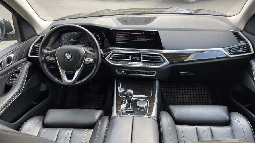 Аренда BMW X5  XDrive                    с водителем  в Уфе