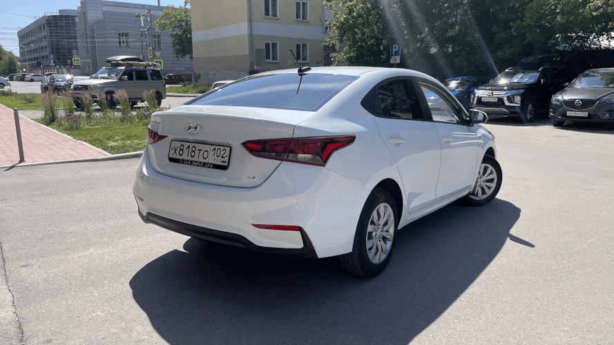 Аренда Hyundai Solaris Elegance                    без водителя  в Уфе