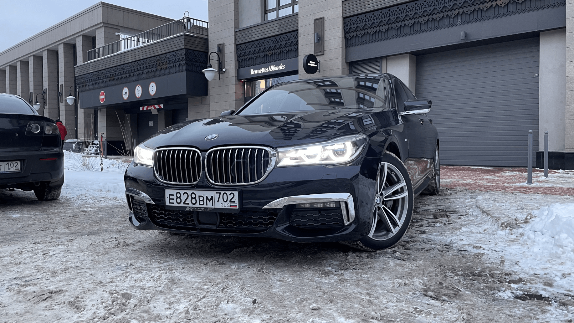BMW 7 M 2018 (фото 1)