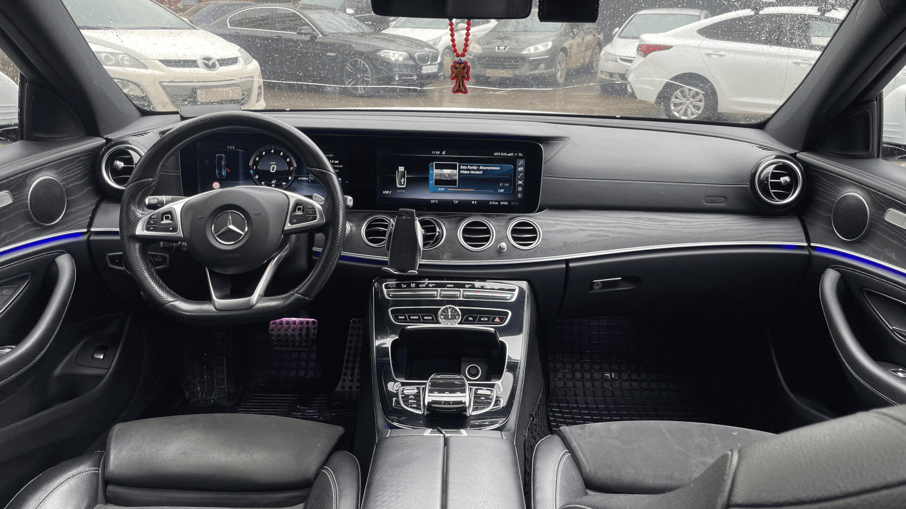 Mercedes-Benz E 200 AMG 2020 (фото 3)