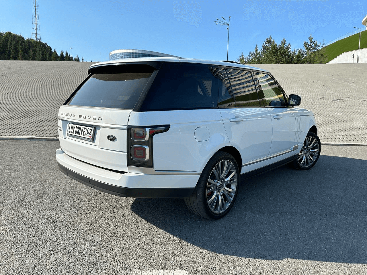 Land Rover Range Rover Vogue 2015 (фото 2)