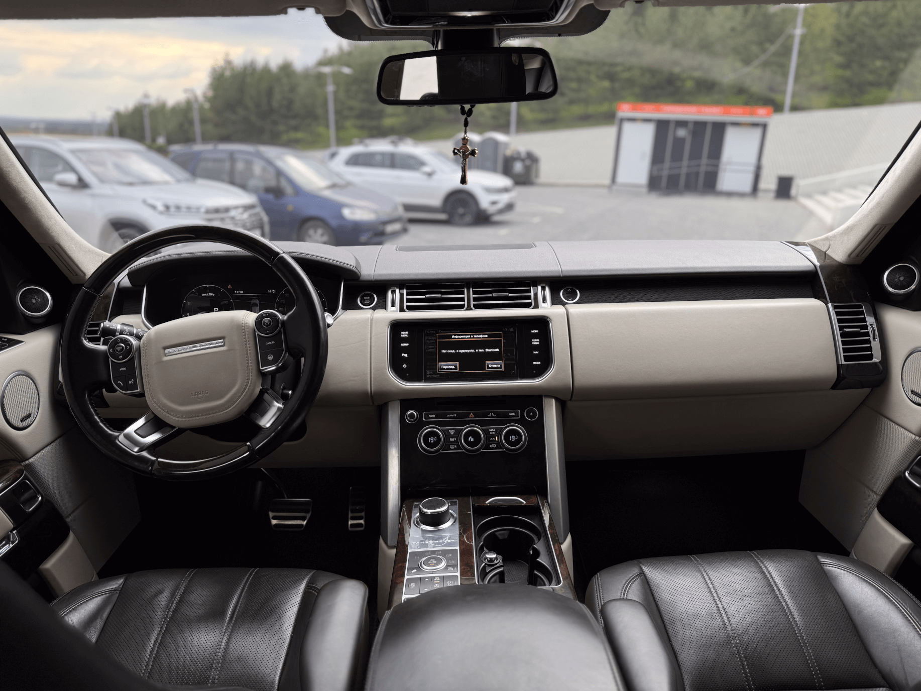 Land Rover Range Rover Vogue 2015 (фото 3)