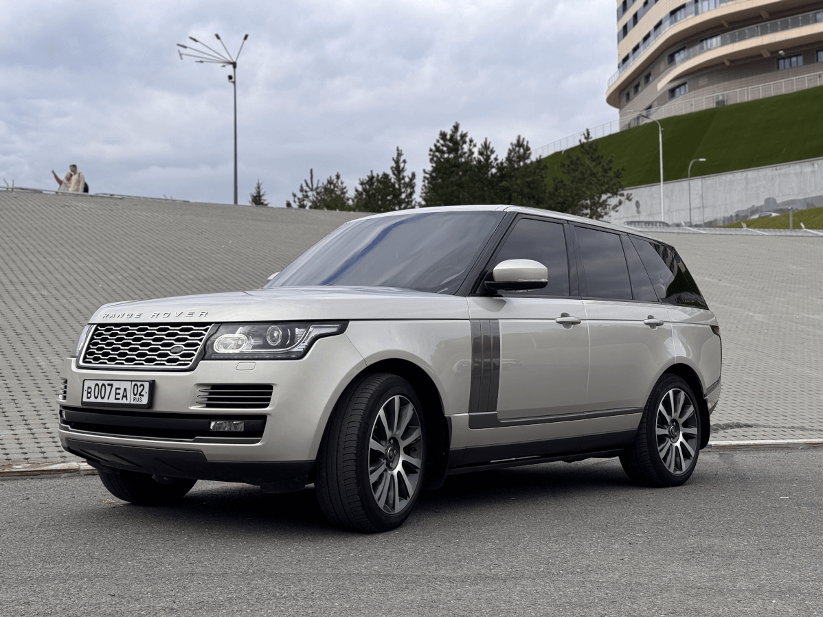 Аренда, прокат, каршеринг Land Rover Range Rover Vogue в Уфе посуточно без водителя 