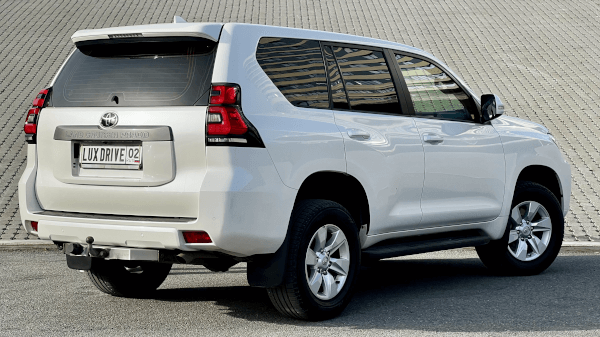 Toyota Land Cruiser Prado Elegance 2022 (фото 9)