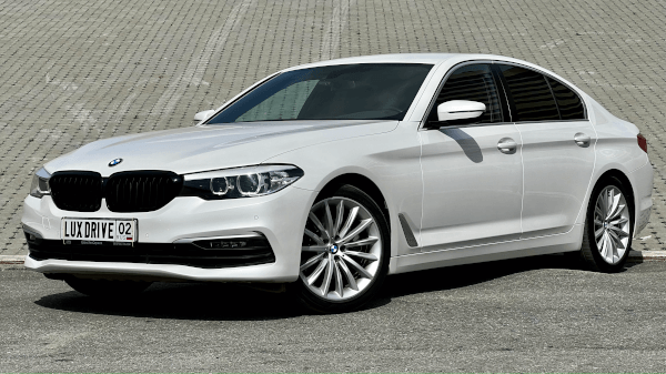 BMW 5 520i 2019 (фото 8)