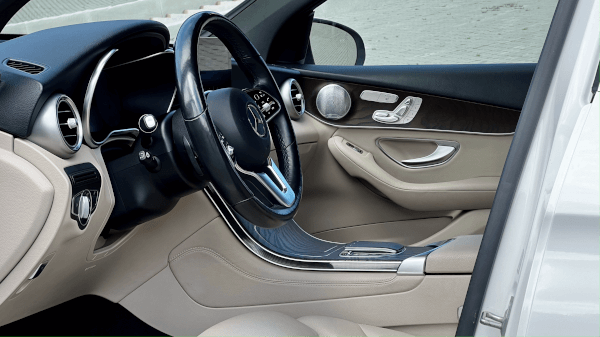 Mercedes-Benz GLC 300D AMG 2020 (фото 12)