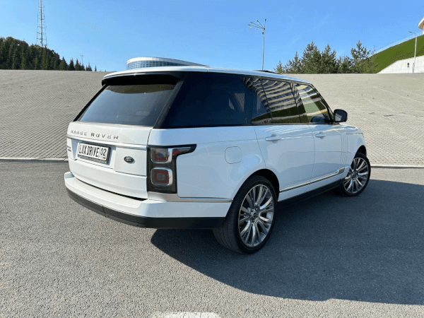 Land Rover Range Rover Vogue 2015 (фото 6)